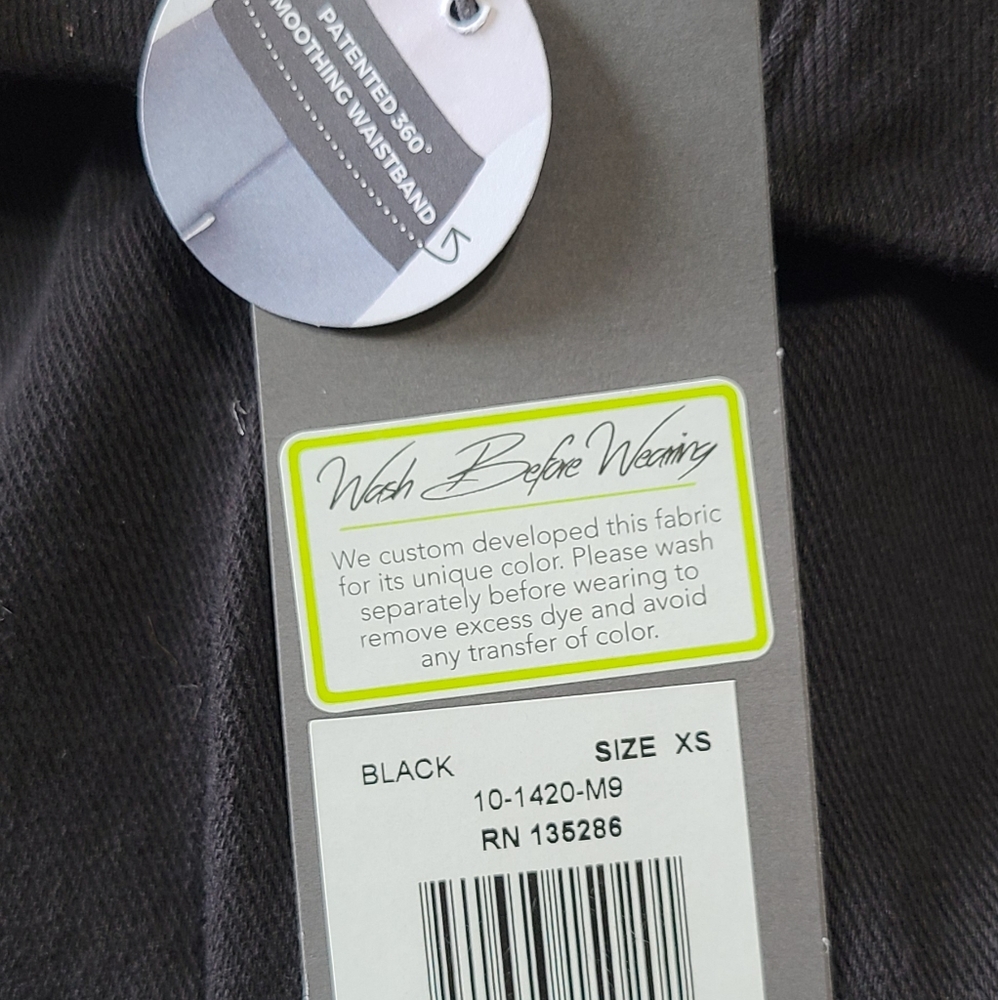 Lyssé Women's Denim Trouser - Picture 8 of 10